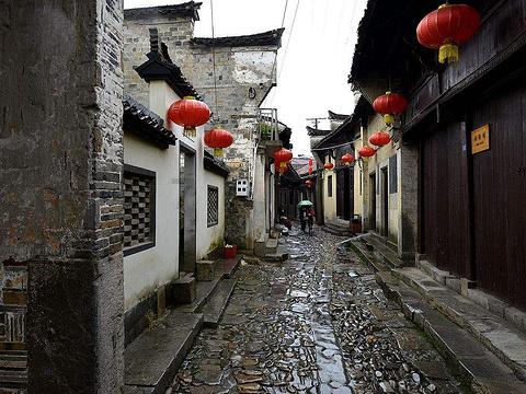 老爹鞋怎么搭配衣服冬游戏画面